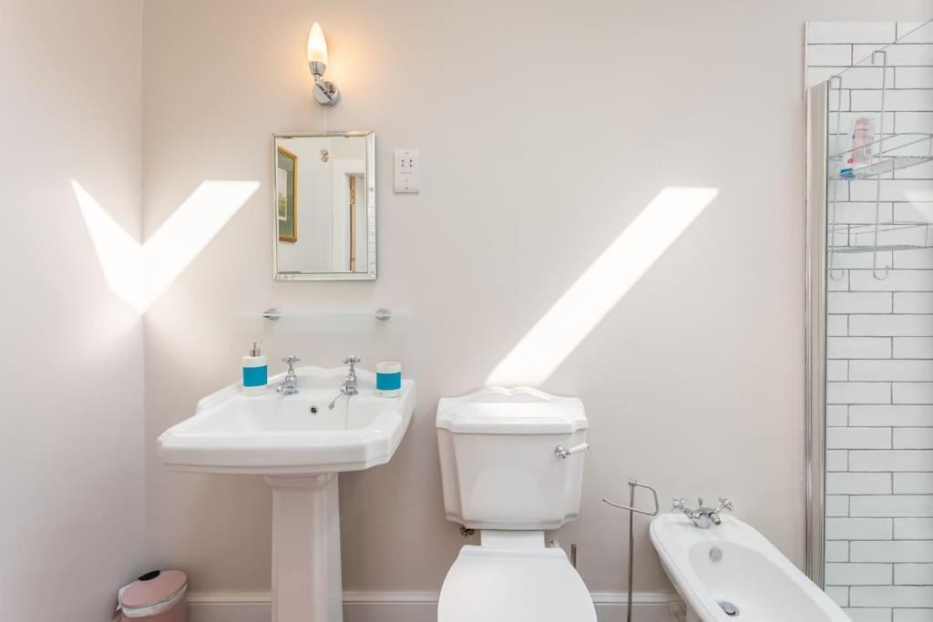 Stylish Self Contained Studio Near Glasgow Airport Apartment Lochwinnoch Luaran gambar